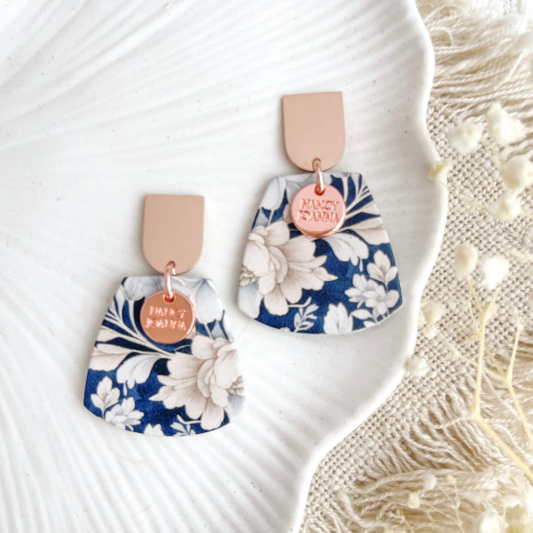 A Mother’s Love Small Box Set #1 Nancy Joanna