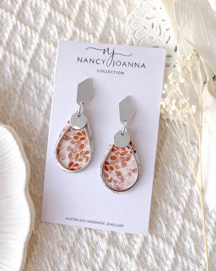 Mini Desert Blossom Teardrops Nancy Joanna