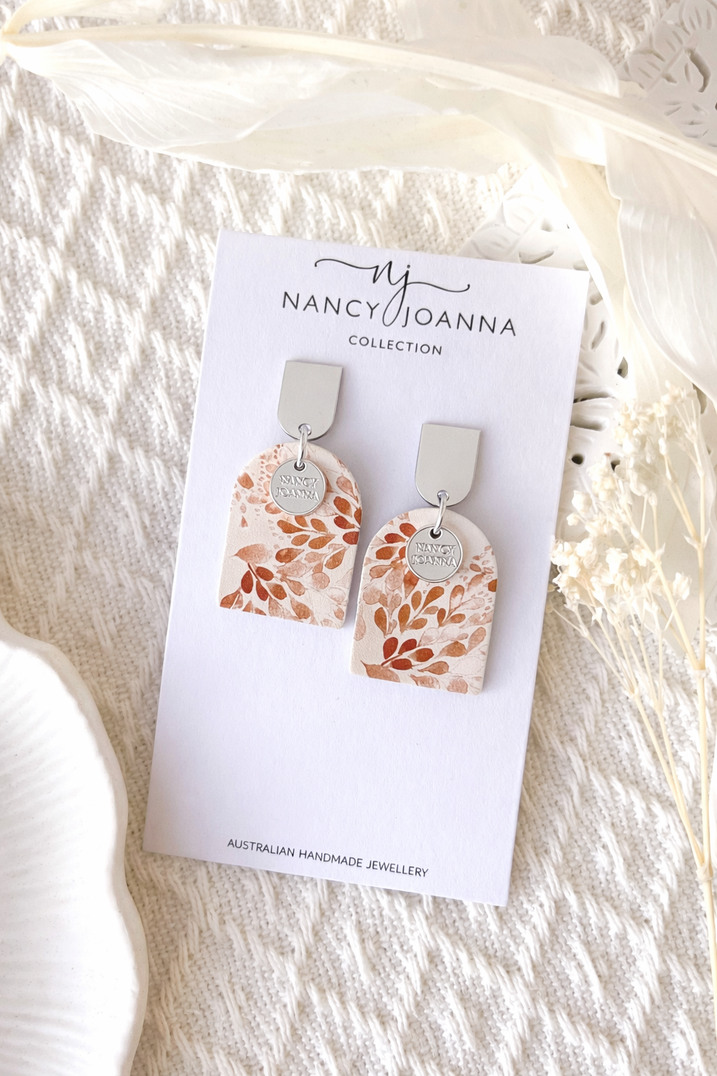 Desert Blossom Arch Drops Nancy Joanna